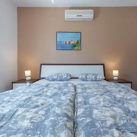 بيت ضيافة Adria تْسافتات